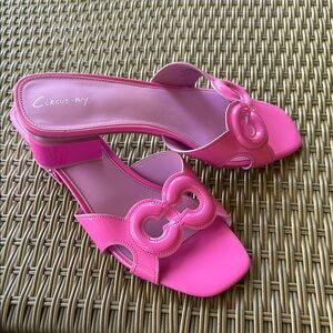 Circus by Sam Edelman Pink Sandals with Bow Detail